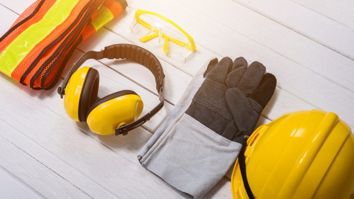 Comment choisir le meilleur expert en protection EPI pour votre entreprise ?