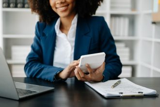Compte professionnel en ligne : les meilleures options pour une gestion simplifiée de votre entreprise